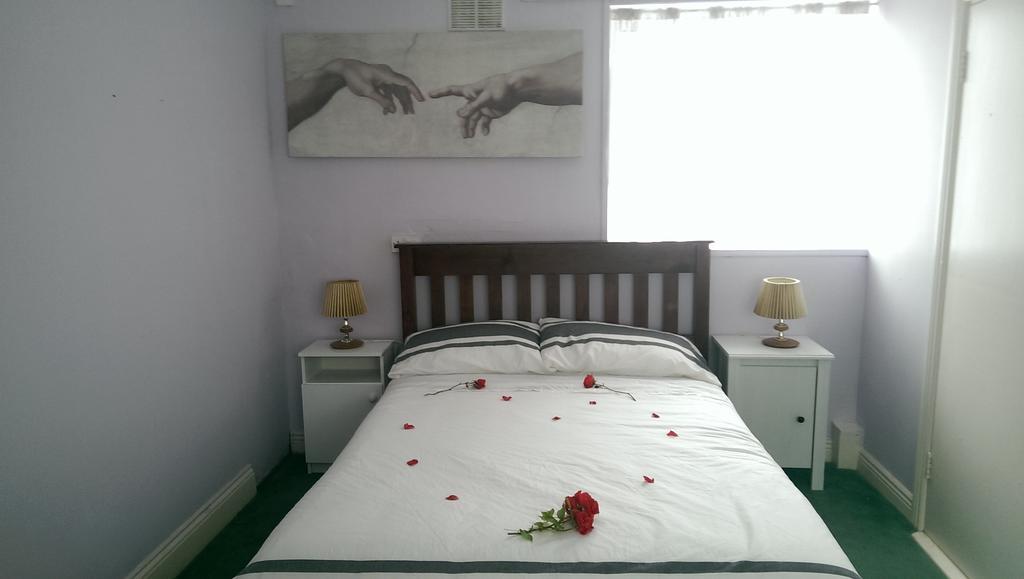 Evergreen House ยอล ภายนอก รูปภาพ